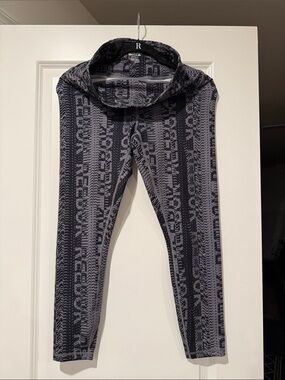 Reebok Black and Gray Patterned Girls' Leggings